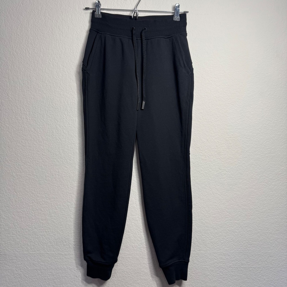 Lululemon Warm Down Jogger 28" Women's Sz 2 Black Drawstring Pockets Warm Casual - Picture 3 of 11